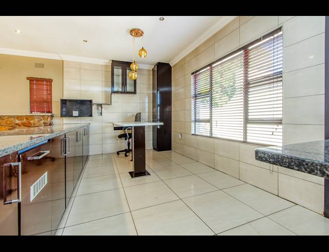 4 BEDROOM HOUSE RENTED IN DISCOVERY